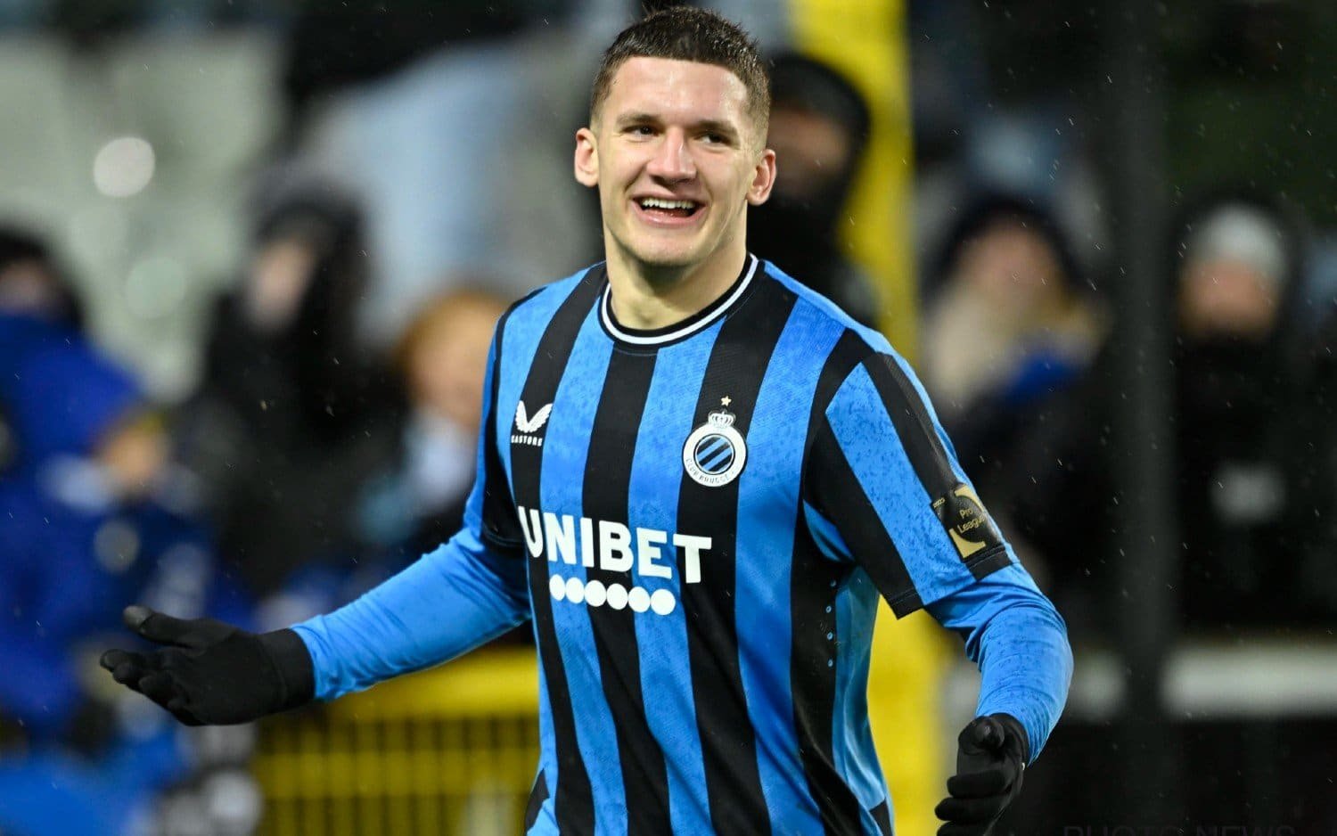 L'Arsenal acquista l'ala greca Christos Tzolis