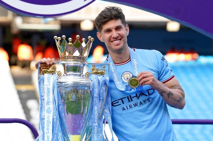 Colpo Inter: John Stones a un passo dai nerazzurri! Accordo biennale per la difesa di Chivu