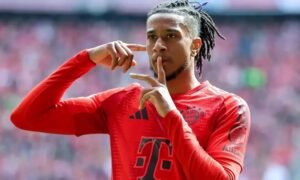 michael-olise-con-el-bayern[1]