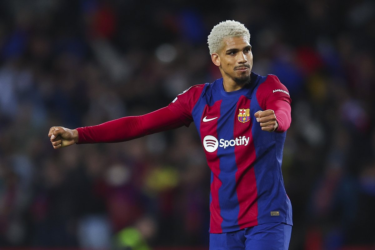 Ronald Araújo al Liverpool! 1